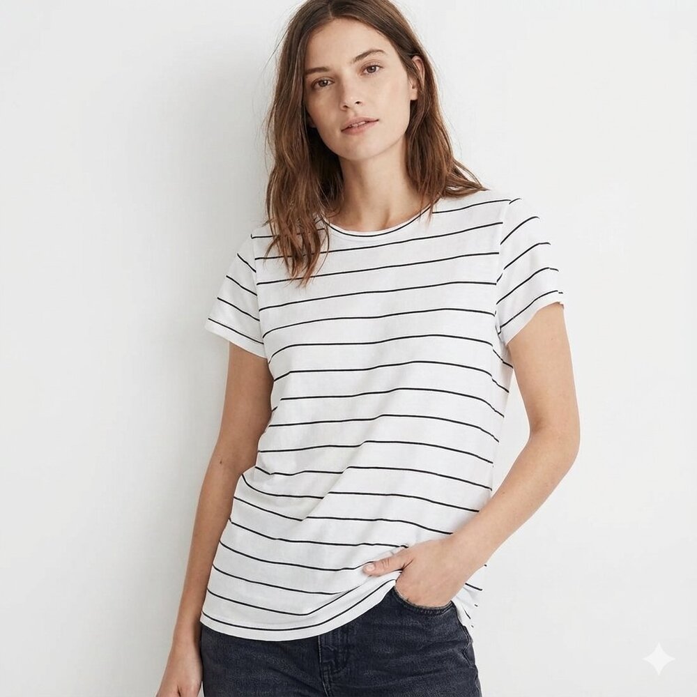 Club Monaco Women's Stripe T-shirt Cream Black XS neutral summer casual staple